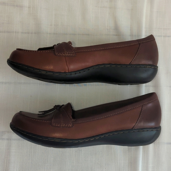 Clark's Loafers comfort shoe women's size 8 wide, brown leather - Picture 5 of 10